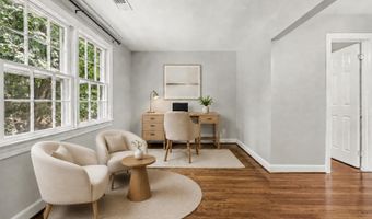 3802 IVANHOE Ln, Alexandria, VA 22310