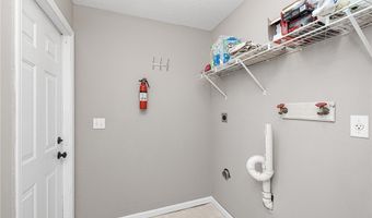 48903-48905 N Ridge Rd, Amherst, OH 44001