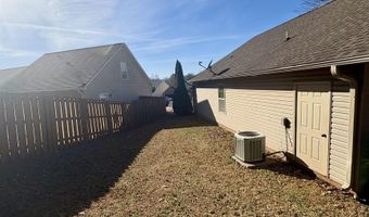 610 Fawn Branch Trl, Boiling Springs, SC 29316