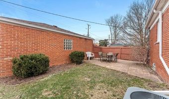 15629 Oceana Ave, Allen Park, MI 48101