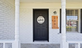 205 Pamela Dr, Allenhurst, GA 31301
