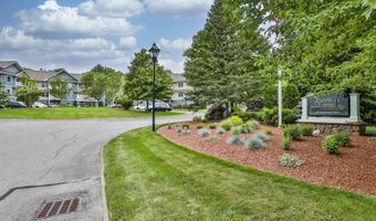 65 Hawthorne Dr 115, Bedford, NH 03110