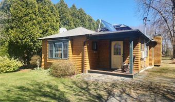61 Howland Ave, Jamestown, RI 02835