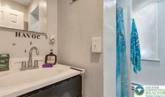 201 N 4th St, Allentown, PA 18102