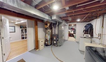 824 Minnie Maddern St, Albert Lea, MN 56007