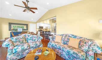 305 Hedgewood Dr, Akron, OH 44319