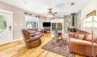329 County Road 2804, Alto, TX 75925