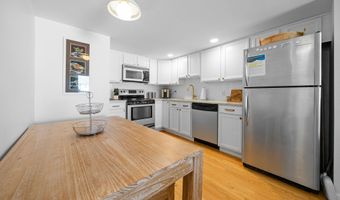 286 16th 3, Avalon, NJ 08202