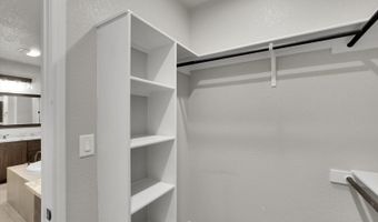 839 Shady Grv, Adkins, TX 78101