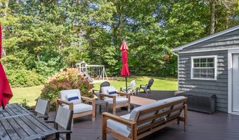 320 Stone Ridge Dr, East Greenwich, RI 02818