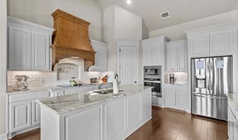 153 Overlook Dr, Aledo, TX 76008