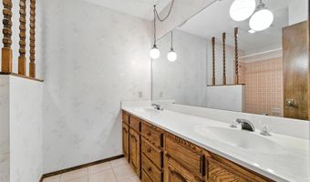 7220 Tucker Dr, Weatherford, TX 76085