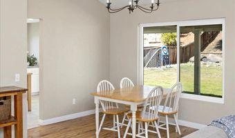 1561 Conway Dr, Escondido, CA 92027
