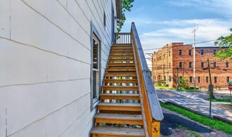 210 W State St, Athens, OH 45701