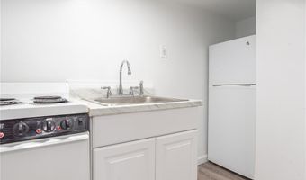 46 Lincoln Ave, Cranston, RI 02920