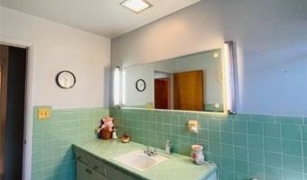 306 N Cherokee St, Beggs, OK 74421