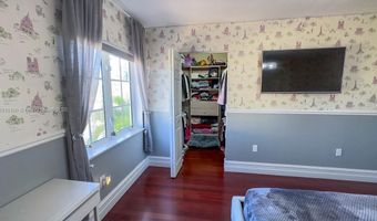 3024 NE 210th St, Aventura, FL 33180