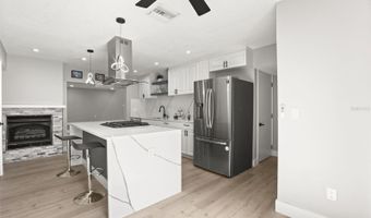 200 ALPINE St, Altamonte Springs, FL 32701