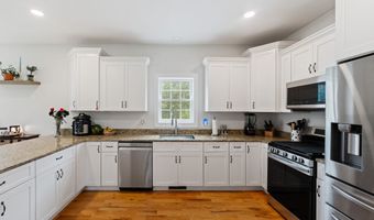 135 Goodwin Rd, Canterbury, CT 06331