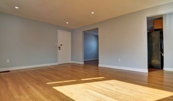 30 Trull St 3, Boston, MA 02125