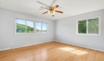 7261 Driftwood Dr SE, Ada, MI 49301