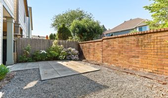 782 NW PEBBLESTONE Ln, Beaverton, OR 97006