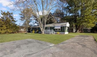 12 Valiant Dr, Coventry, RI 02816