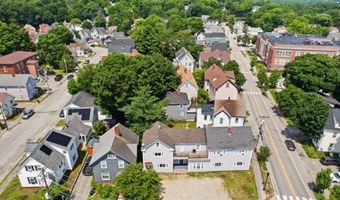 82 Hampshire St, Auburn, ME 04210