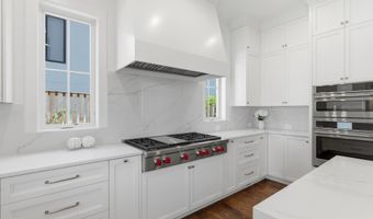 7705 HOLIDAY Ter, Bethesda, MD 20817