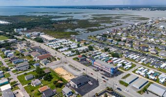 413 W Fort Macon Rd, Atlantic Beach, NC 28512