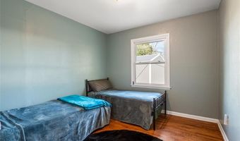 814 Indiana St, Baldwin City, KS 66006