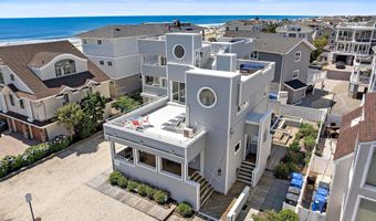 10 11TH St, Beach Haven, NJ 08008