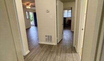 1424 Wembley Dr, Charlotte, NC 28205