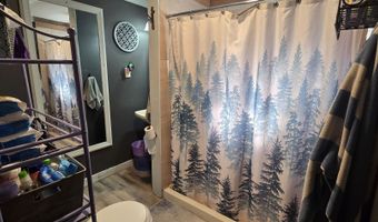 94 Sunset Cir, Campton, NH 03223