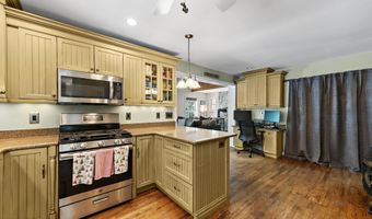 145 Old Halfway Rd, Barnegat, NJ 08005