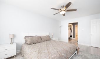 522 BEECH TREE Ln, Hockessin, DE 19707