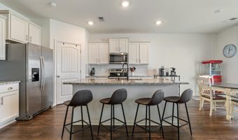 1017 GREENHEAD Dr, Alabaster, AL 35007