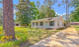 1409 Woodland Dr, Bainbridge, GA 39819