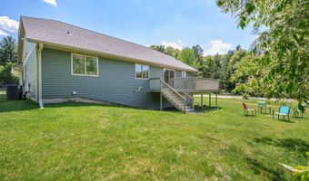 2544 Avery Ln, Altoona, WI 54720