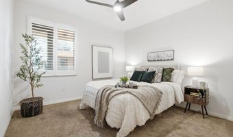 3887 Pell Pl 325, San Diego, CA 92130