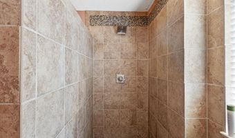 2912 McKinnon Way SW, Albuquerque, NM 87121