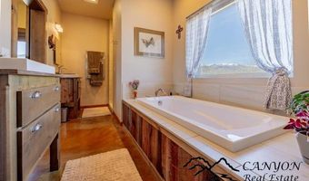 27 Teepee Ring Rd, Clark, WY 82435