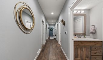 570 Linden Dr 316, Arnolds Park, IA 51331
