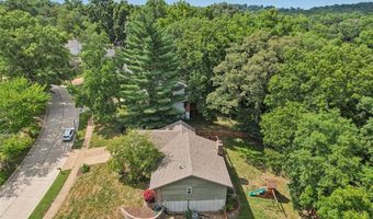 1520 Ploma Dr, Ballwin, MO 63021