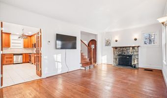 6022 VALLEY VIEW Dr, Alexandria, VA 22310