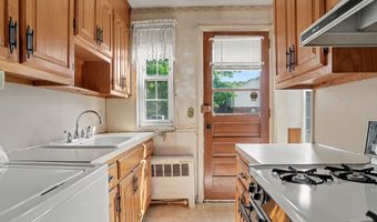 264 Texas Ave 264, Bridgeport, CT 06610