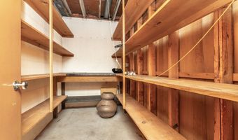 2707 Englave Dr, Ann Arbor, MI 48103