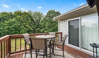 1392 Hope Rd, Cranston, RI 02831