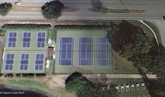 709 Lark Dr, Barefoot Bay, FL 32976