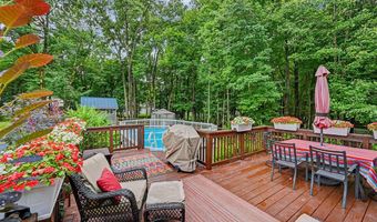 114 Caedman Dr, Albrightsville, PA 18210